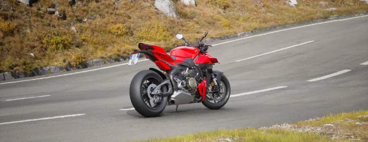 Ducati Streetfighter V4 (2025 - 26) (3)