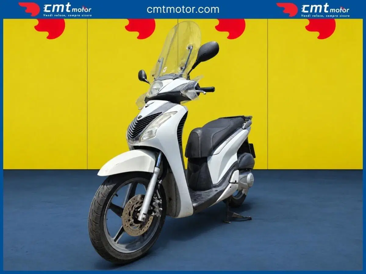 Honda SH 125 i (2009 - 12) (2)
