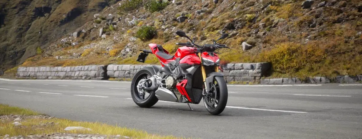 Ducati Streetfighter V4 S (2025 - 26) (2)