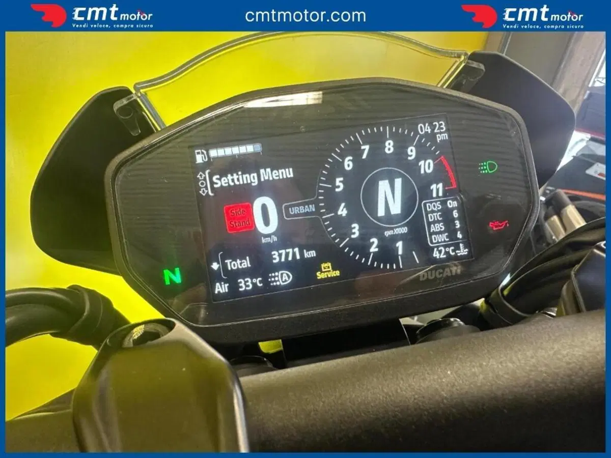Ducati Monster 937 + (2021 - 25) (5)