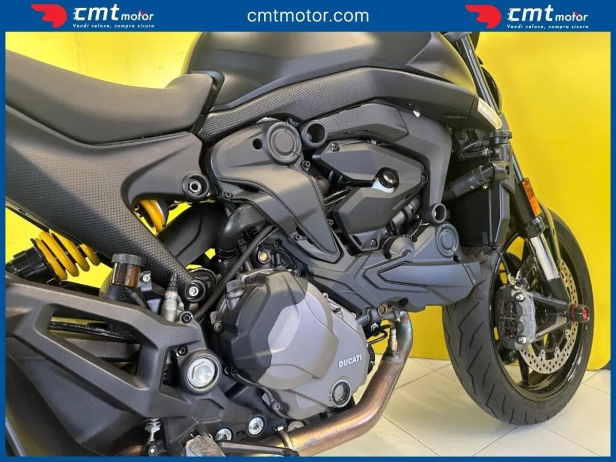 Ducati Monster 937 + (2021 - 25) (10)