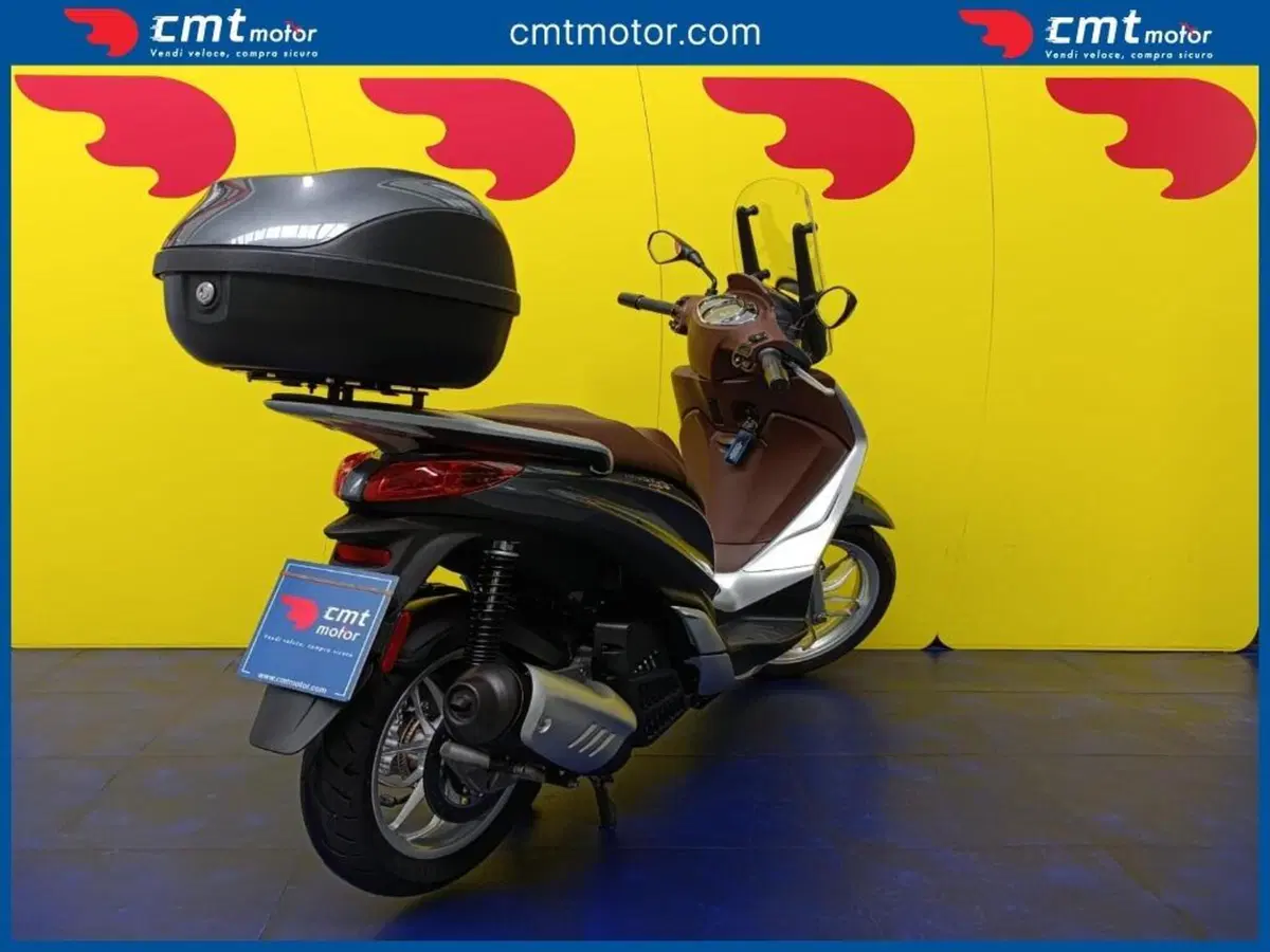 Piaggio Medley 150 ABS (2016 - 19) (4)