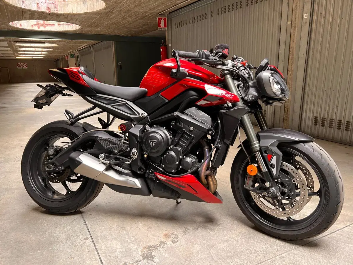 Triumph Street Triple 765 RS (2023 - 26)
