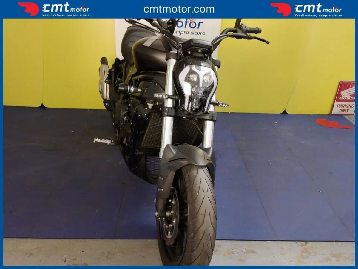 Benelli 502 C (2021 - 25) (2)