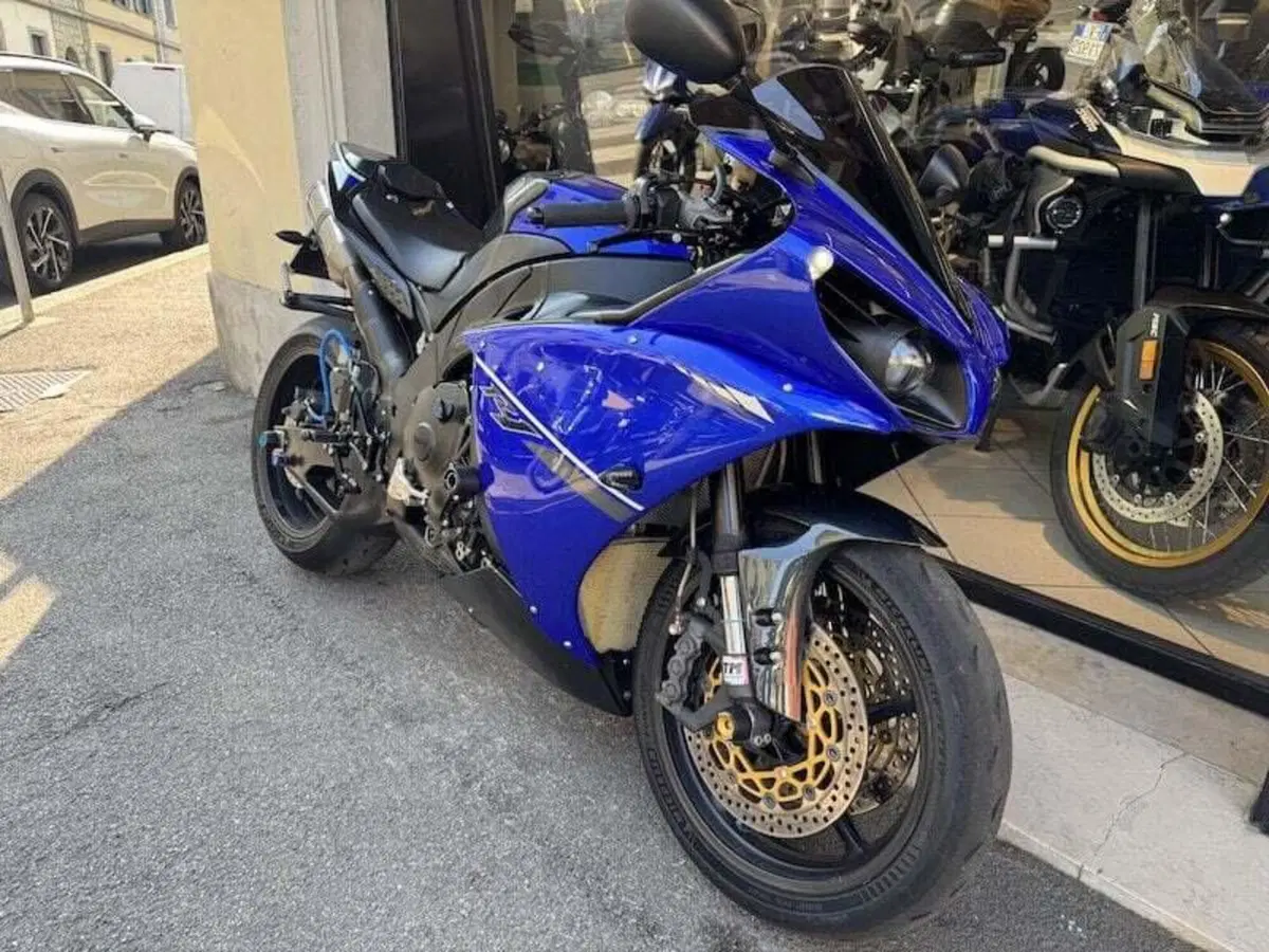 Yamaha YZF R1 (2012 - 14) (18)