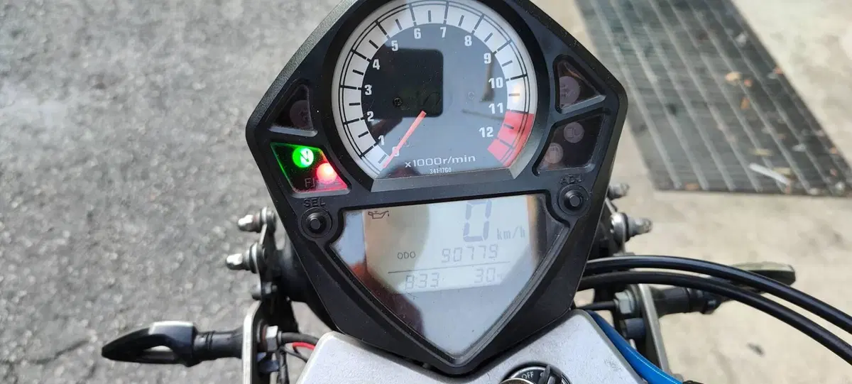 Suzuki SV 650 (2003 - 06) (6)