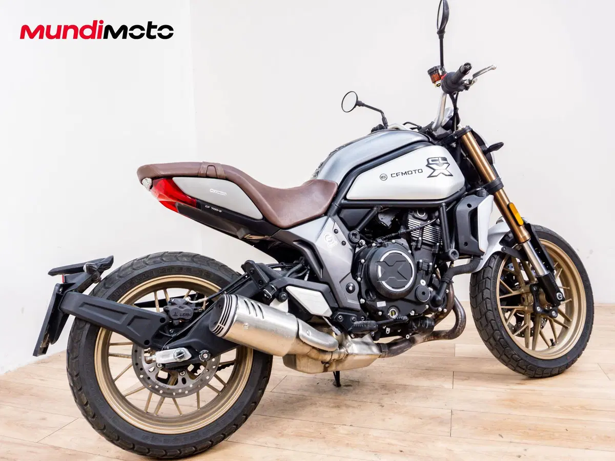 CFMOTO 700CL-X Heritage (2021 - 26) (3)