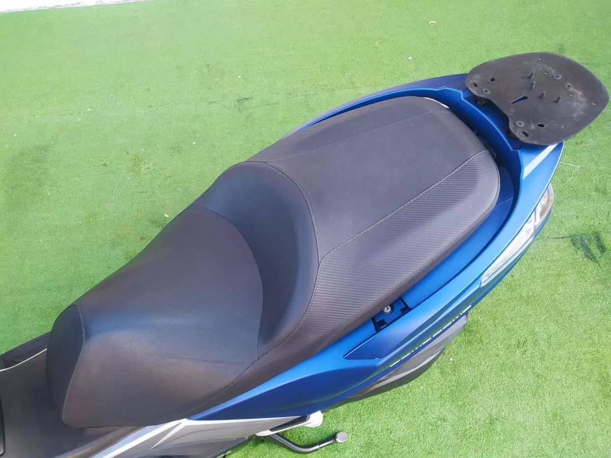 Kymco Downtown 350i ABS (2016 - 20) (7)
