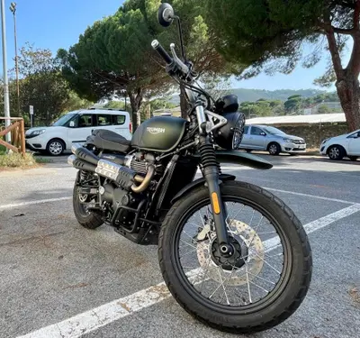 Triumph Street Scrambler 900 (2021 - 22) usata