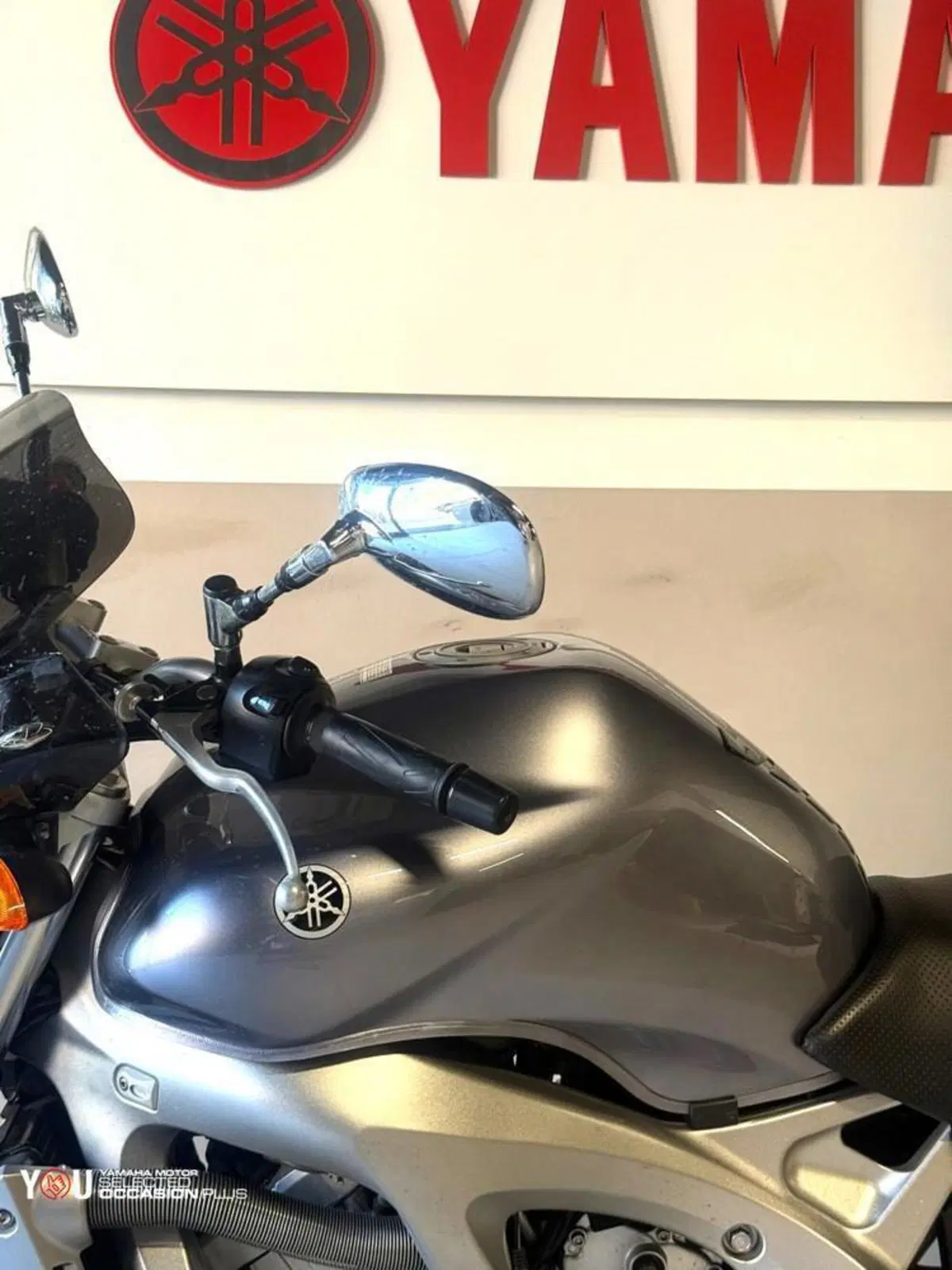 Yamaha FZ6 (2004 - 07) (3)