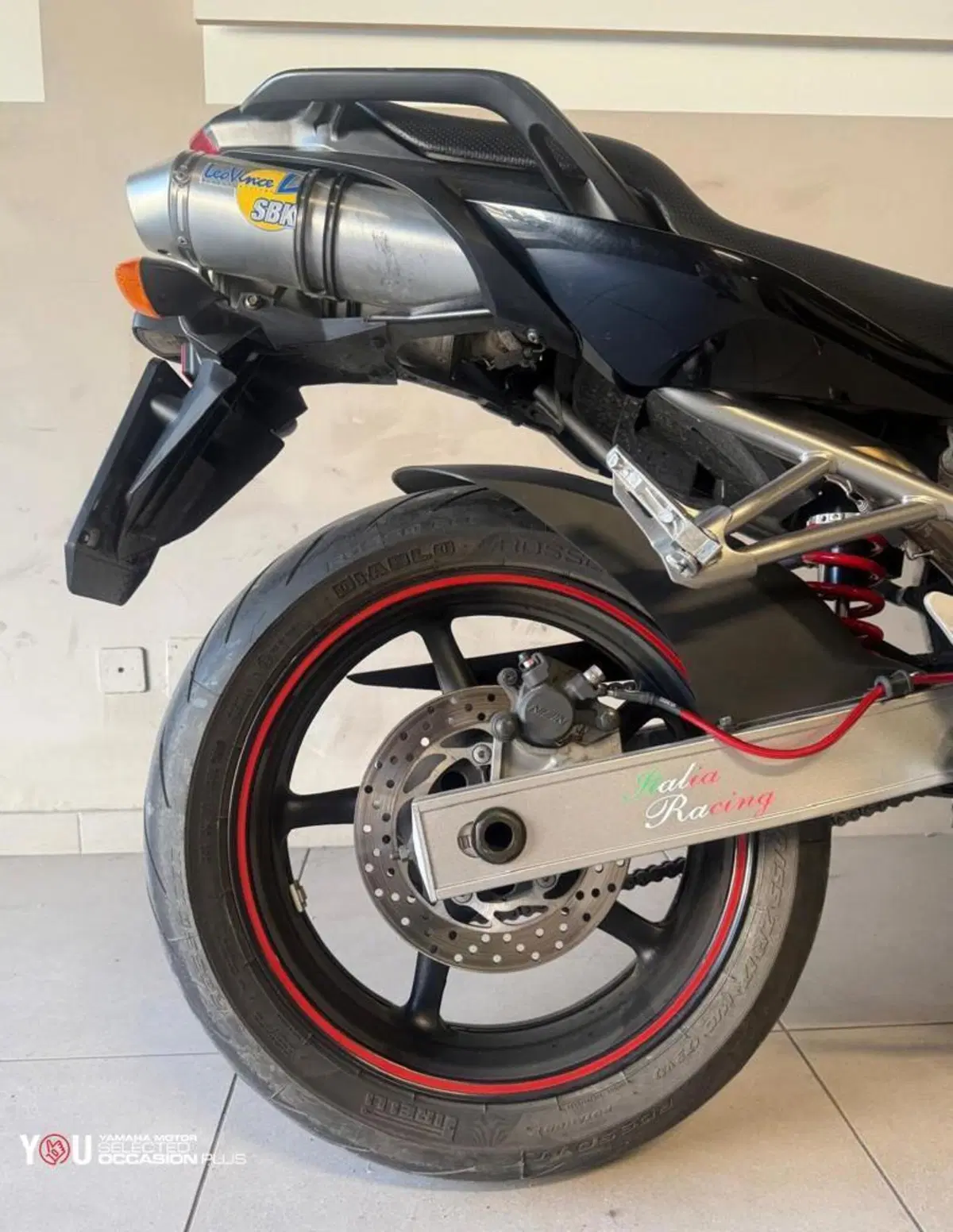 Yamaha FZ6 (2004 - 07) (9)