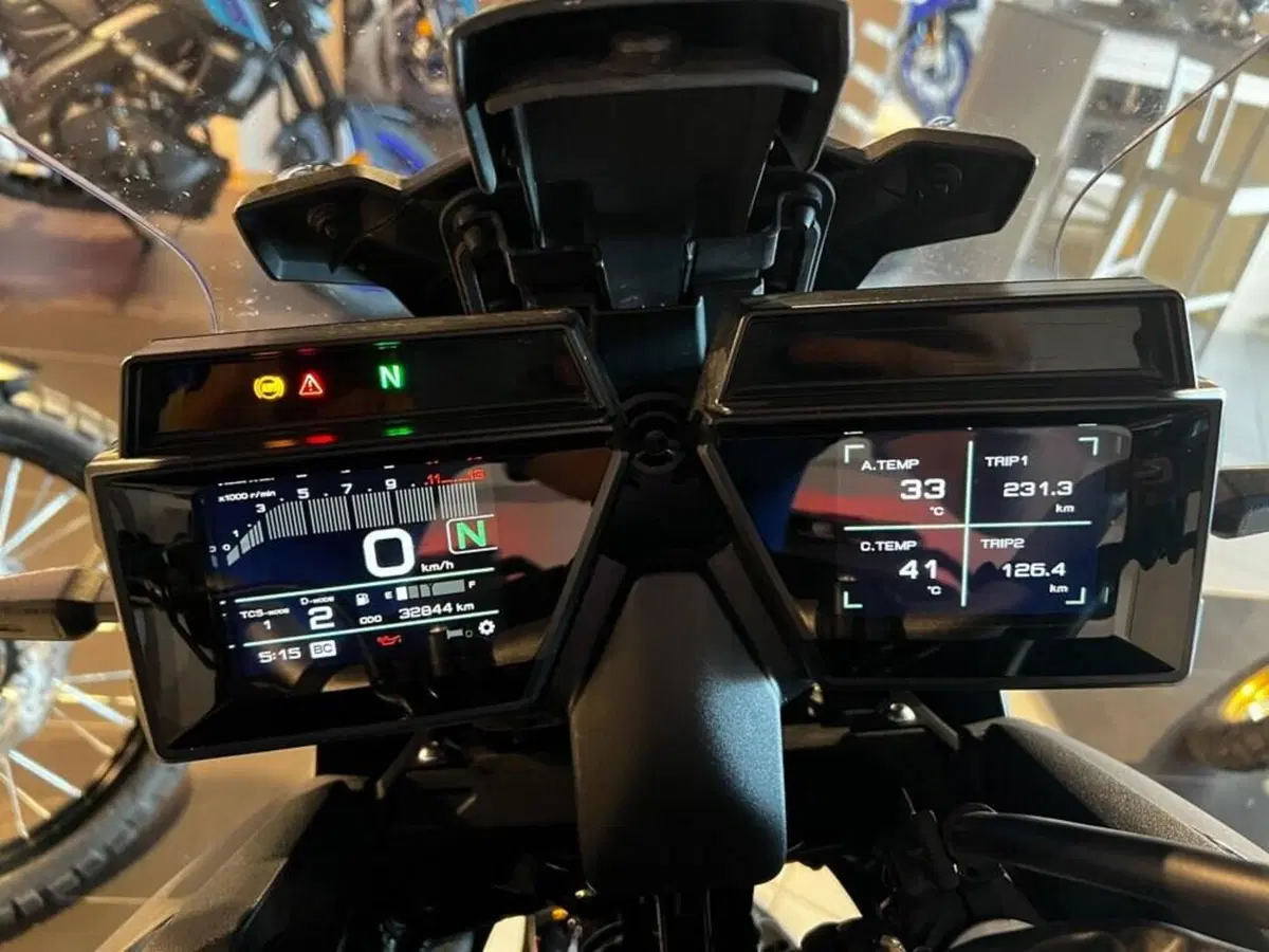 Yamaha Tracer 9 (2021 - 24) (4)
