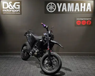 Husqvarna 701 Supermoto (2022) usata