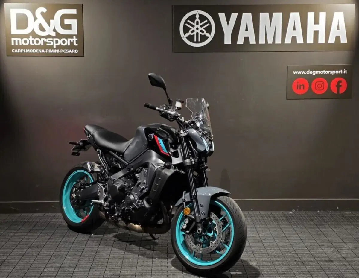 Yamaha MT-09 (2021 - 23) (2)
