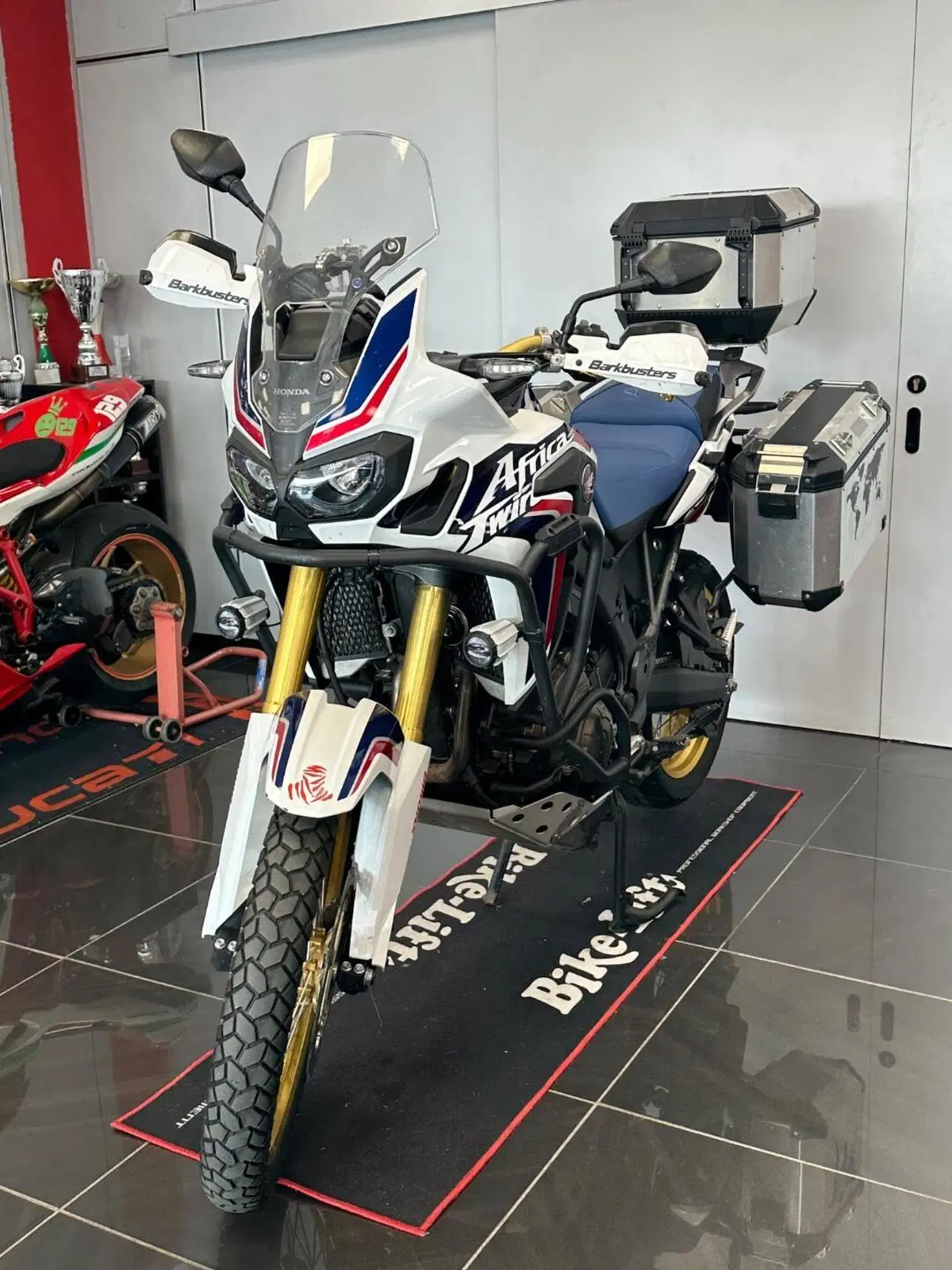 Honda Africa Twin CRF 1000L DCT ABS (2016 - 17) (2)