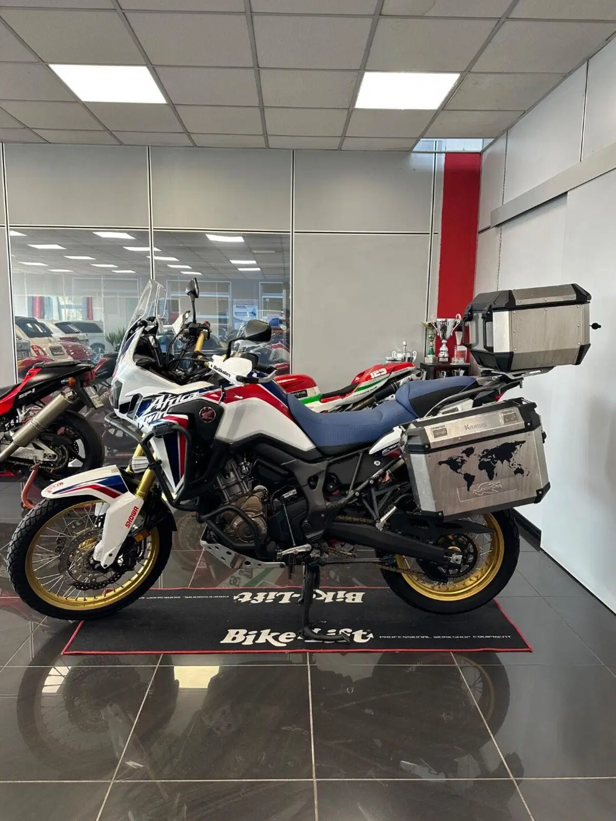 Honda Africa Twin CRF 1000L DCT ABS (2016 - 17) (3)