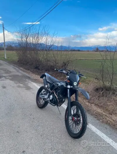 Fantic Motor XEF 125 Competition 4T (2022) usata