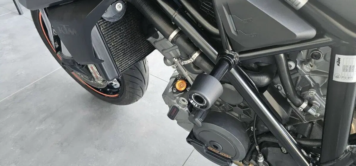 KTM 1290 Super Duke R ABS (2014 - 16) (13)