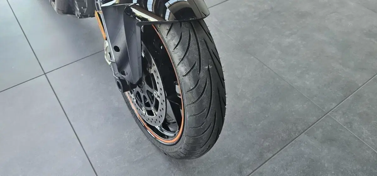 KTM 1290 Super Duke R ABS (2014 - 16) (8)