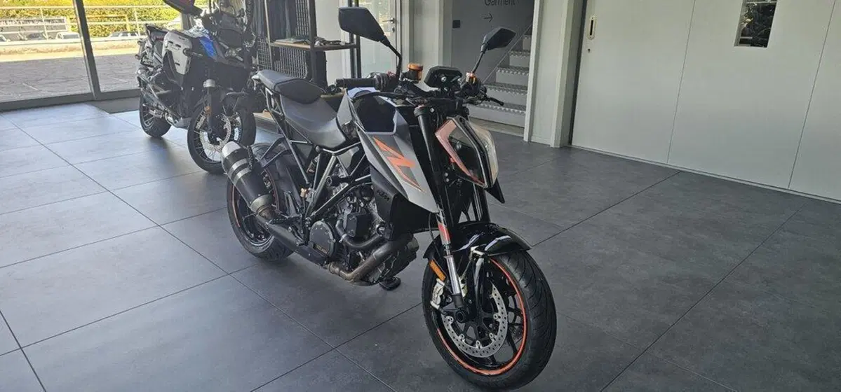 KTM 1290 Super Duke R ABS (2014 - 16) (2)