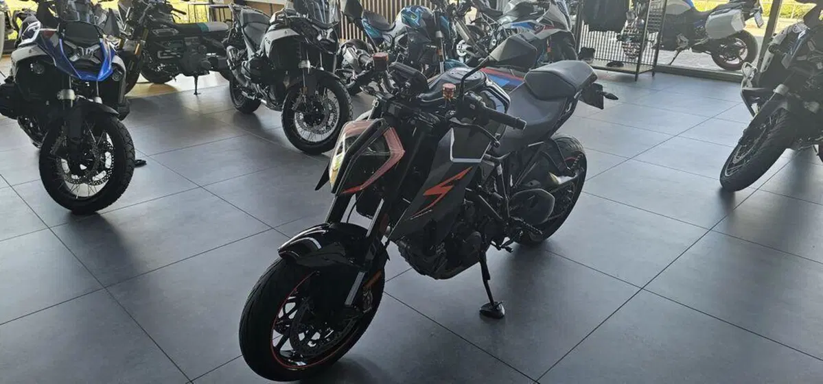KTM 1290 Super Duke R ABS (2014 - 16) (3)