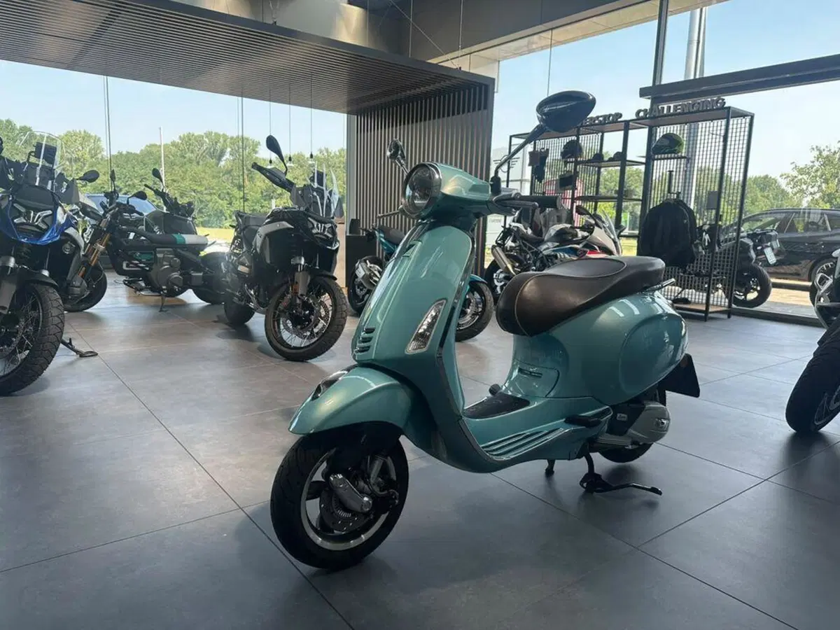 Vespa Primavera 125 3V ie ABS (2014 - 16) (5)