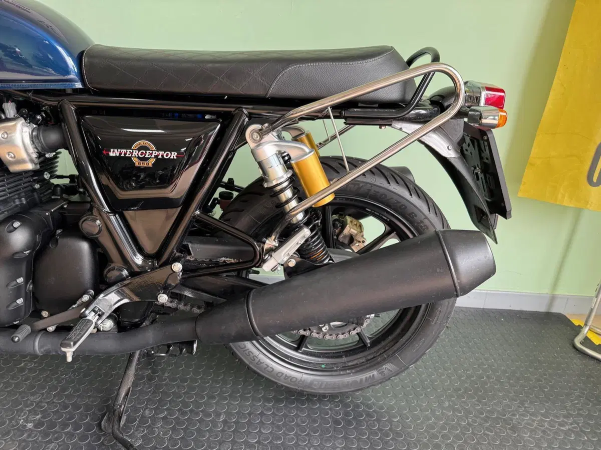 Royal Enfield Interceptor 650 (2021 - 26) (6)