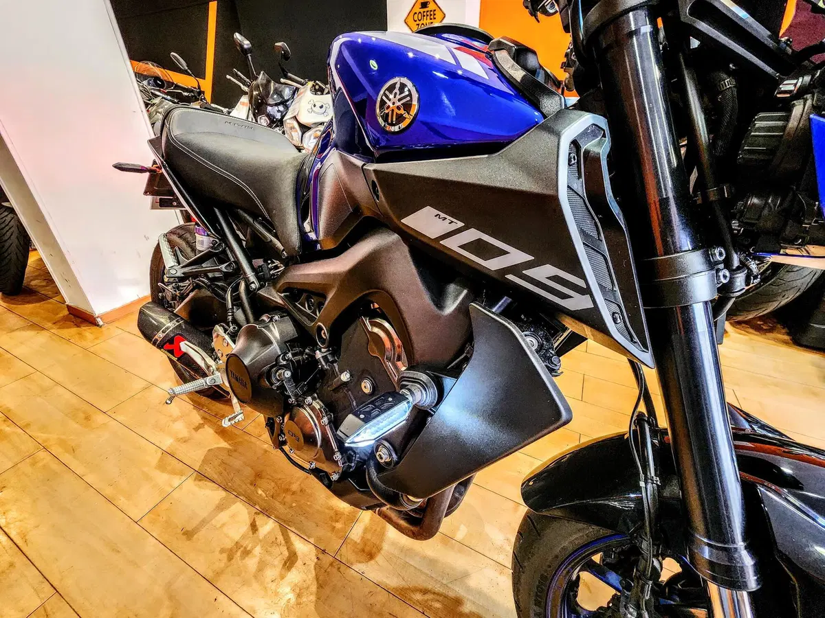 Yamaha MT-09 (2017 - 20) (6)