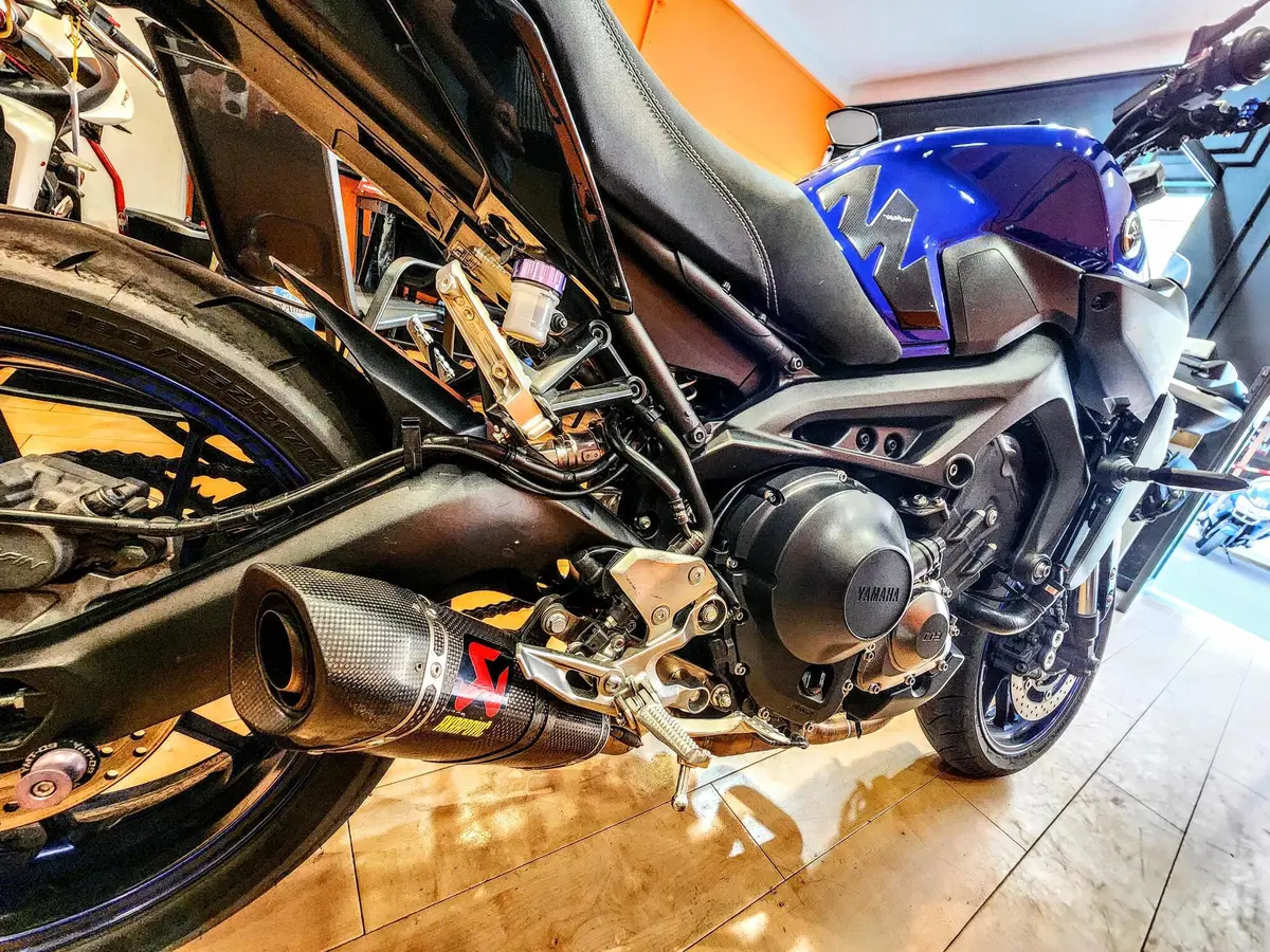 Yamaha MT-09 (2017 - 20) (9)