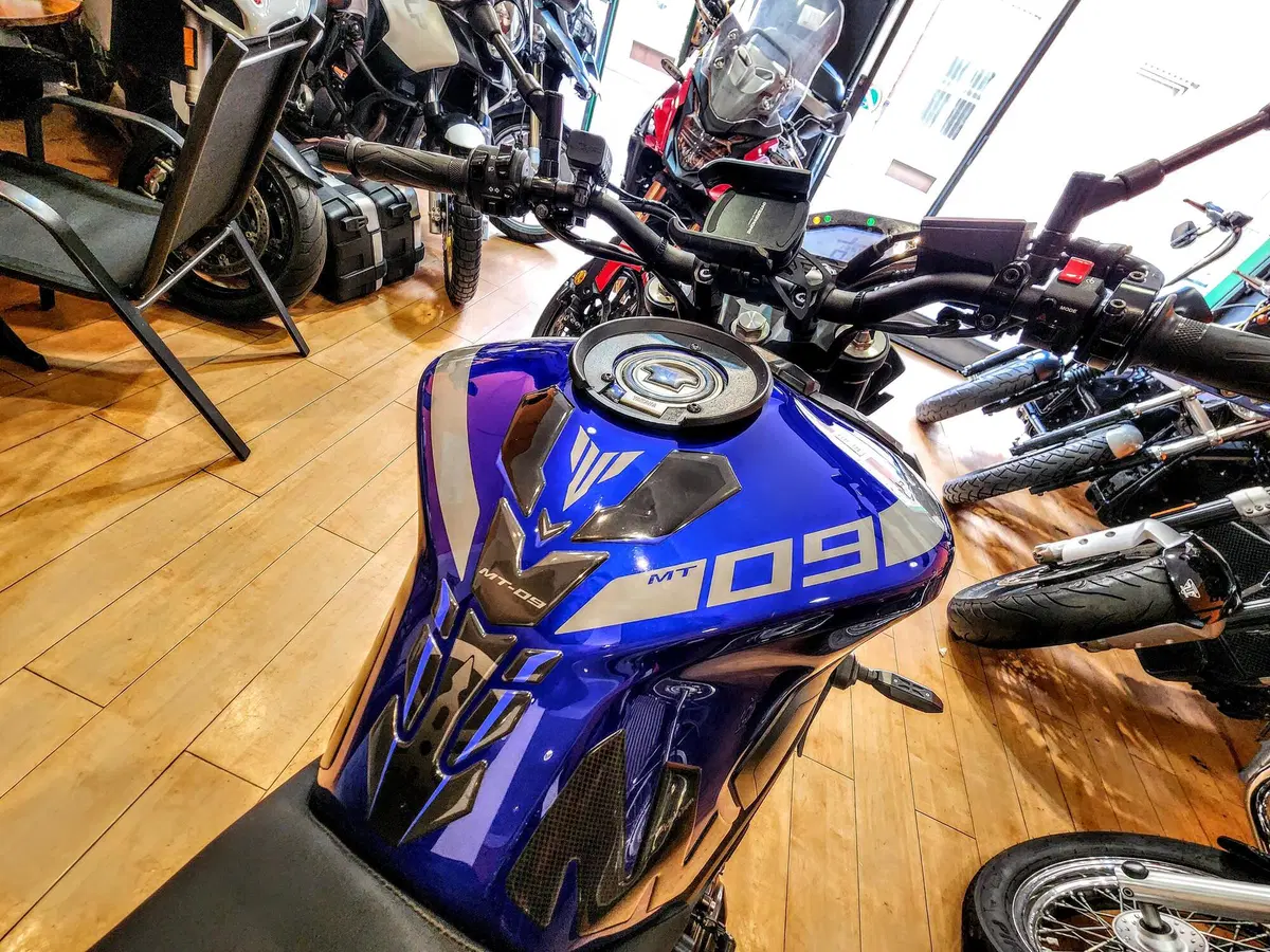 Yamaha MT-09 (2017 - 20) (12)