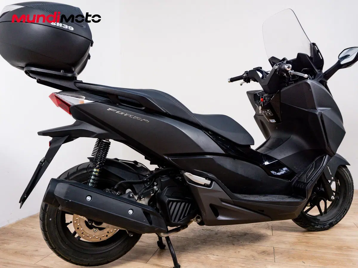 Honda Forza 125 ABS (2015 - 16) (2)
