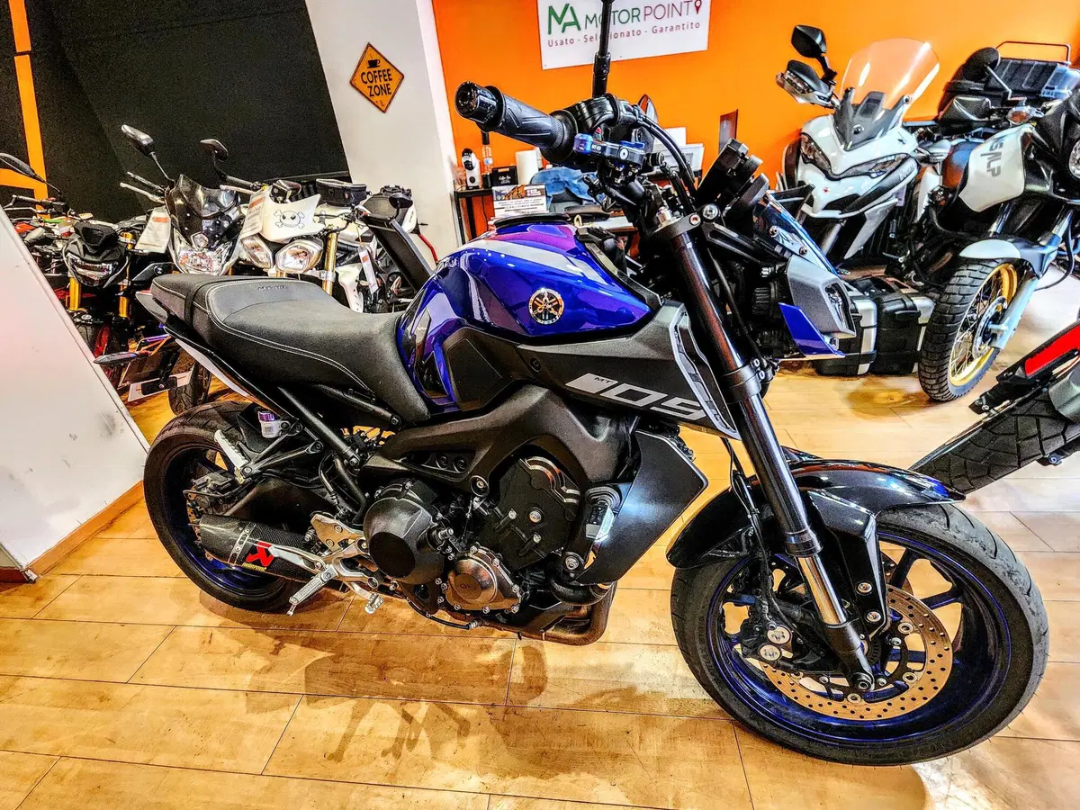 Yamaha MT-09 (2017 - 20) (15)