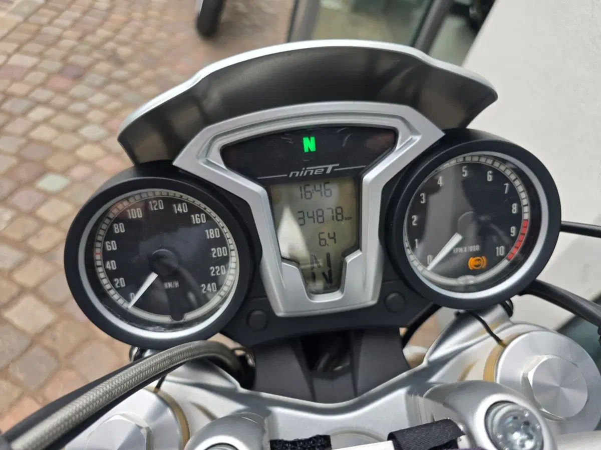 Bmw R nineT 1200 (2014 - 16) (5)