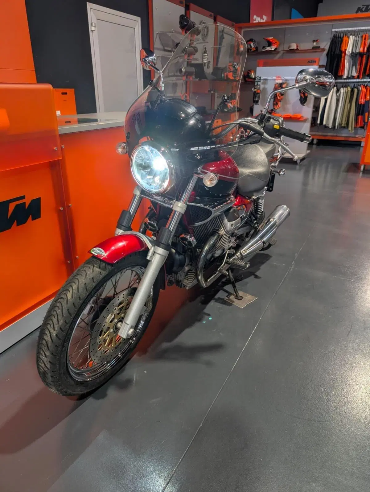 Moto Guzzi Nevada 750 Classic i.e. (2004 - 06) (3)