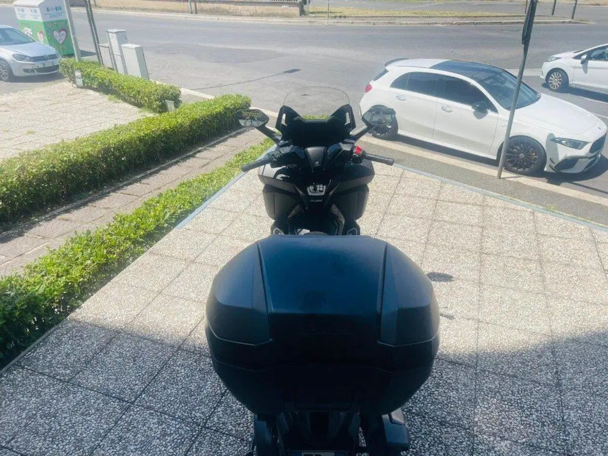 Honda Forza 350 Deluxe (2025 - 26) (3)