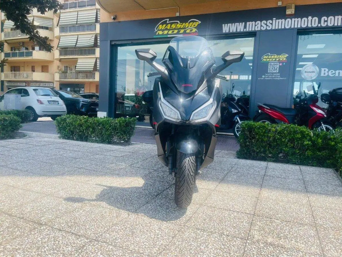 Honda Forza 350 Deluxe (2025 - 26) (9)