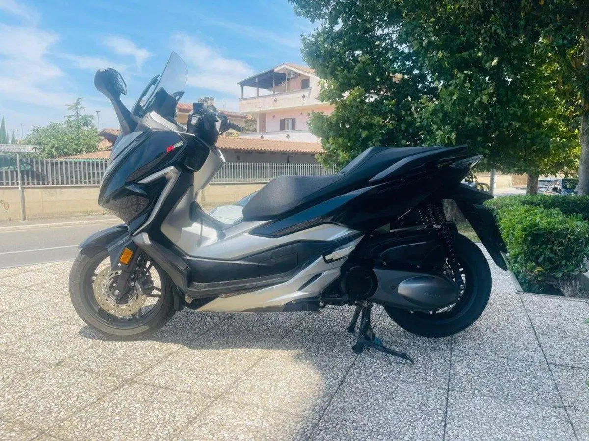 Honda Forza 300 ABS (2018 - 20) (2)