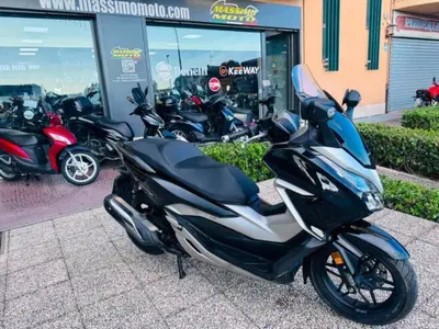 Honda Forza 300 ABS (2018 - 20) usata
