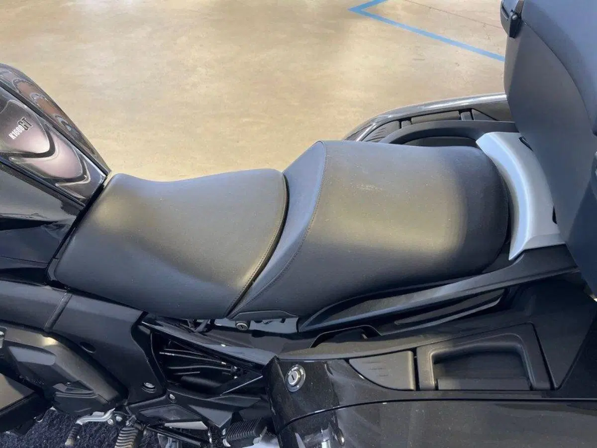 Bmw K 1600 GT (2022 - 27) (5)