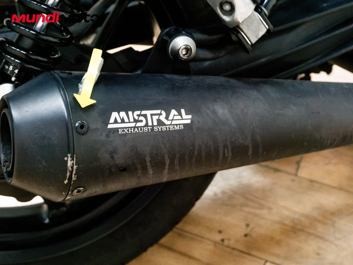 Moto Guzzi V7 Stone Centenario (2021 - 22) (18)