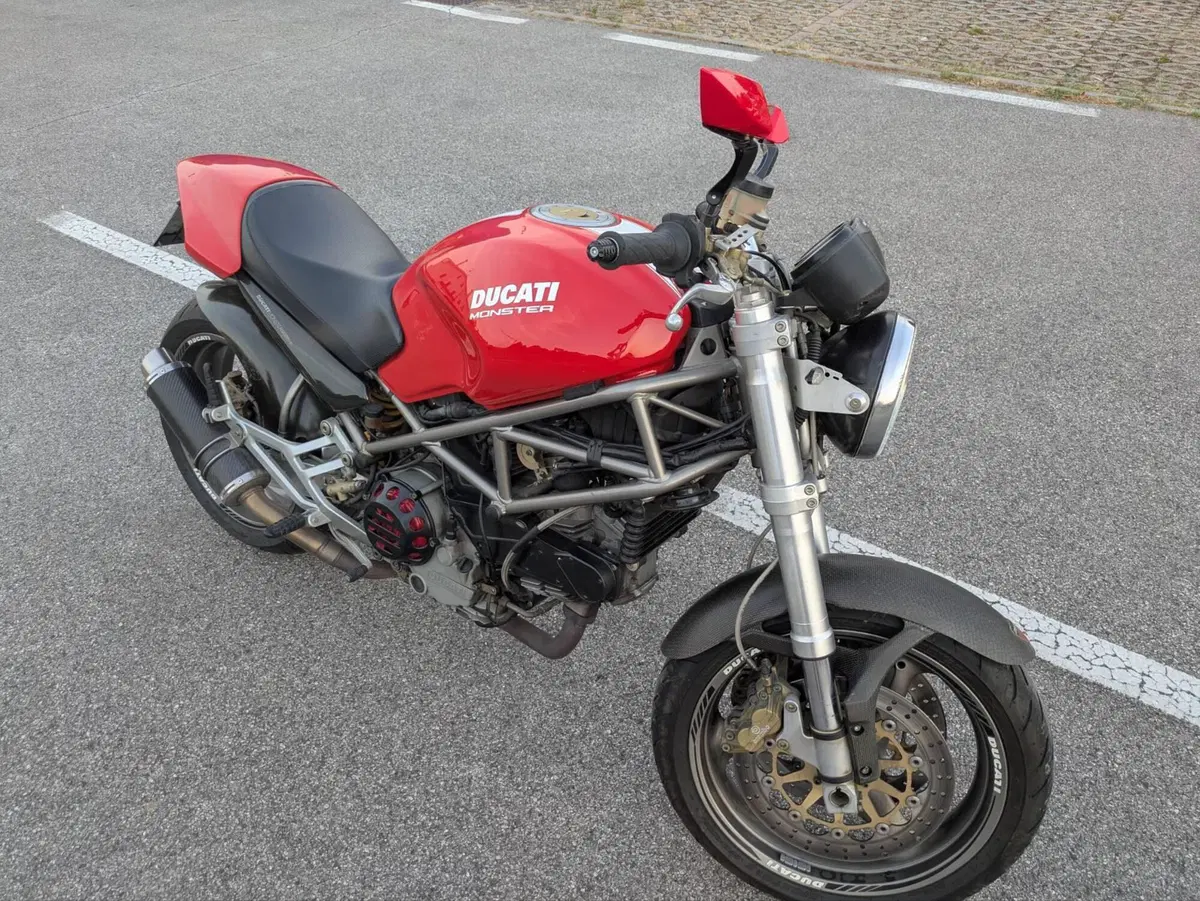Ducati Monster 900 Special I.E. (1999 - 02)