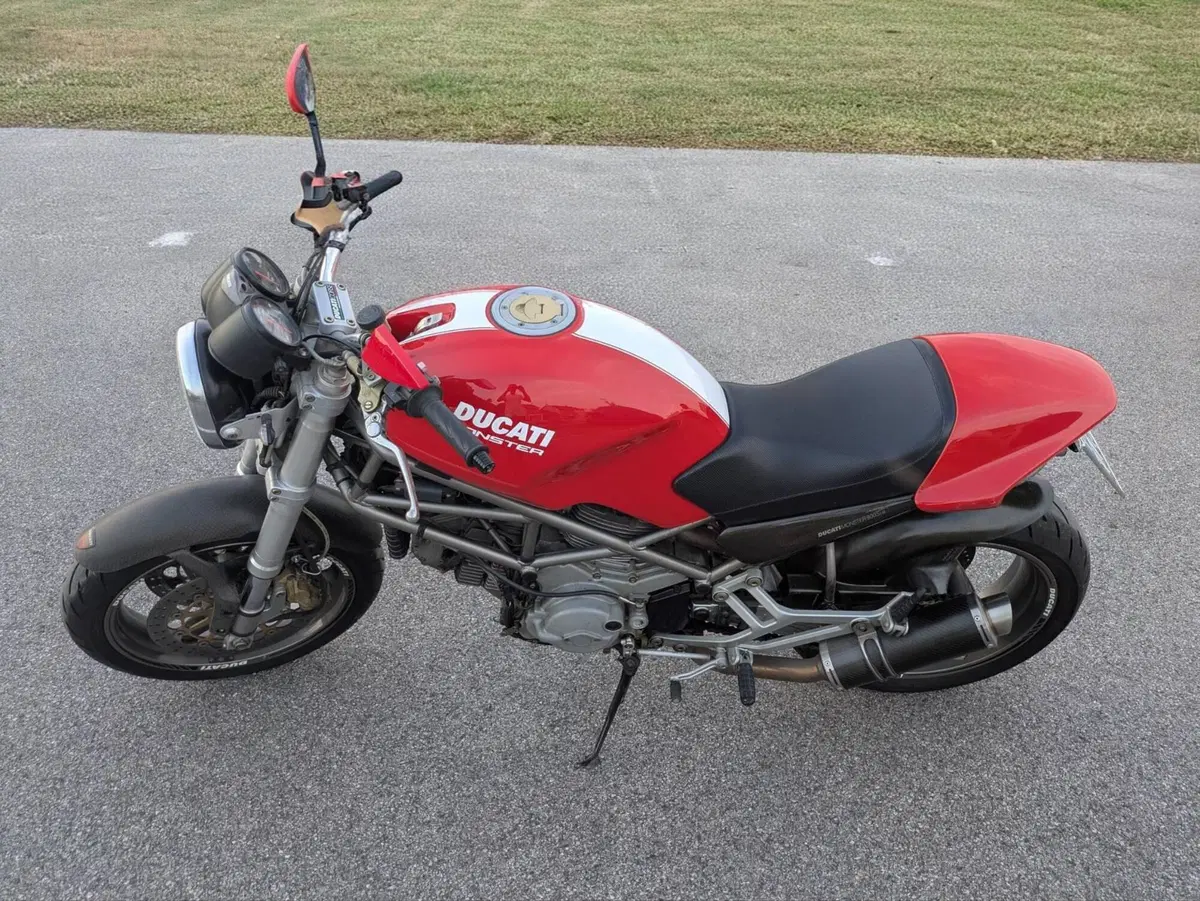 Ducati Monster 900 Special I.E. (1999 - 02) (3)