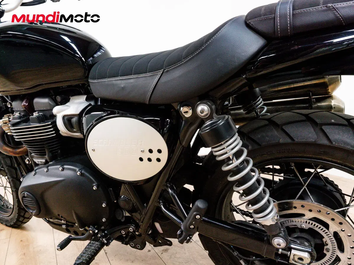 Triumph Scrambler 900 Chrome Edition (2023) (10)
