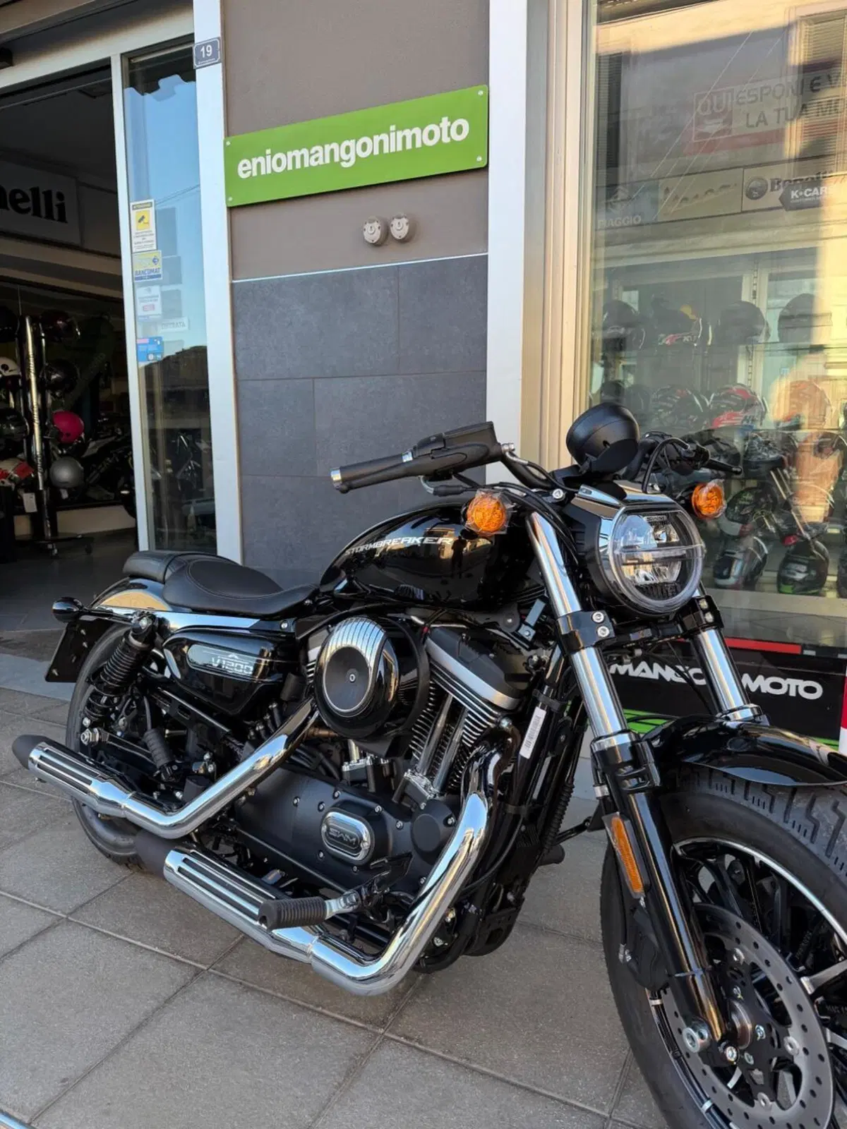 Swm Stormbreaker V1200 (2026) (4)