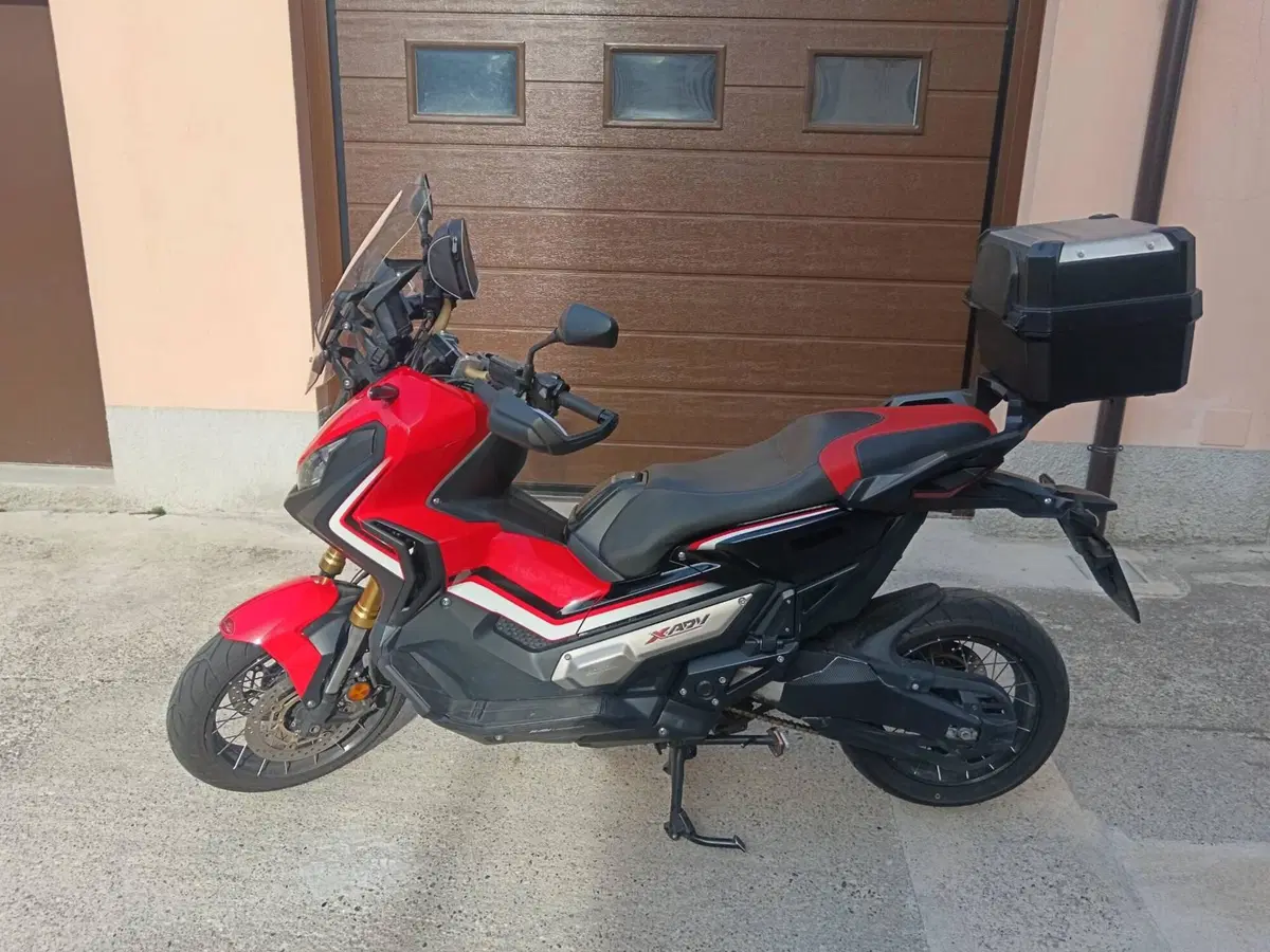 Honda X-ADV 750 (2017) (4)