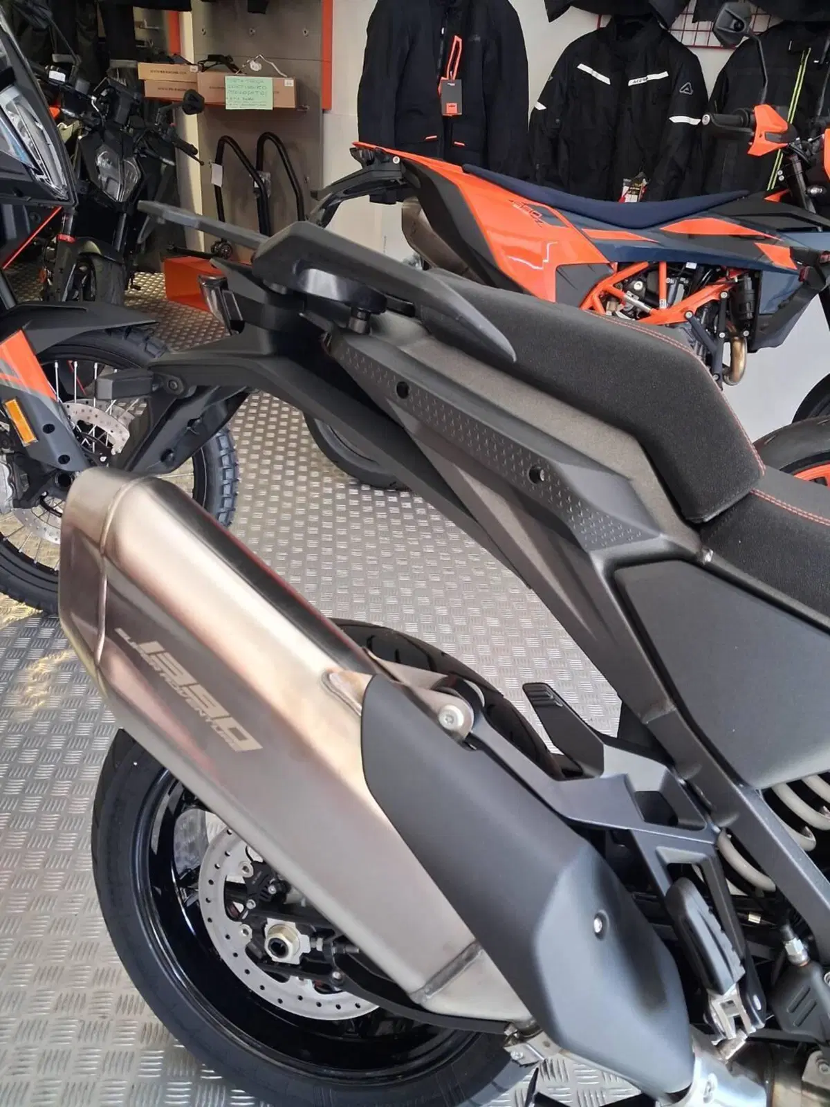 KTM 1390 Super Adventure S EVO (2026) (4)