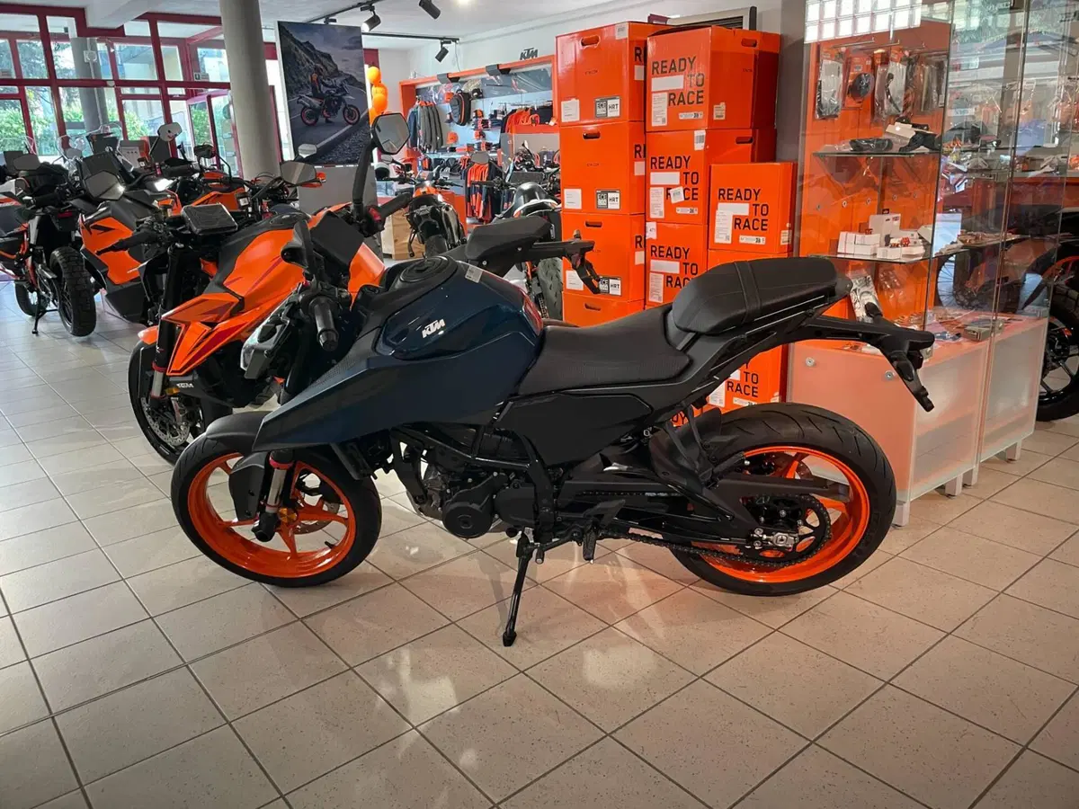 KTM 125 Duke (2026) (2)