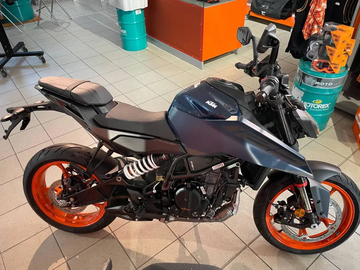 KTM 125 Duke (2026) (4)