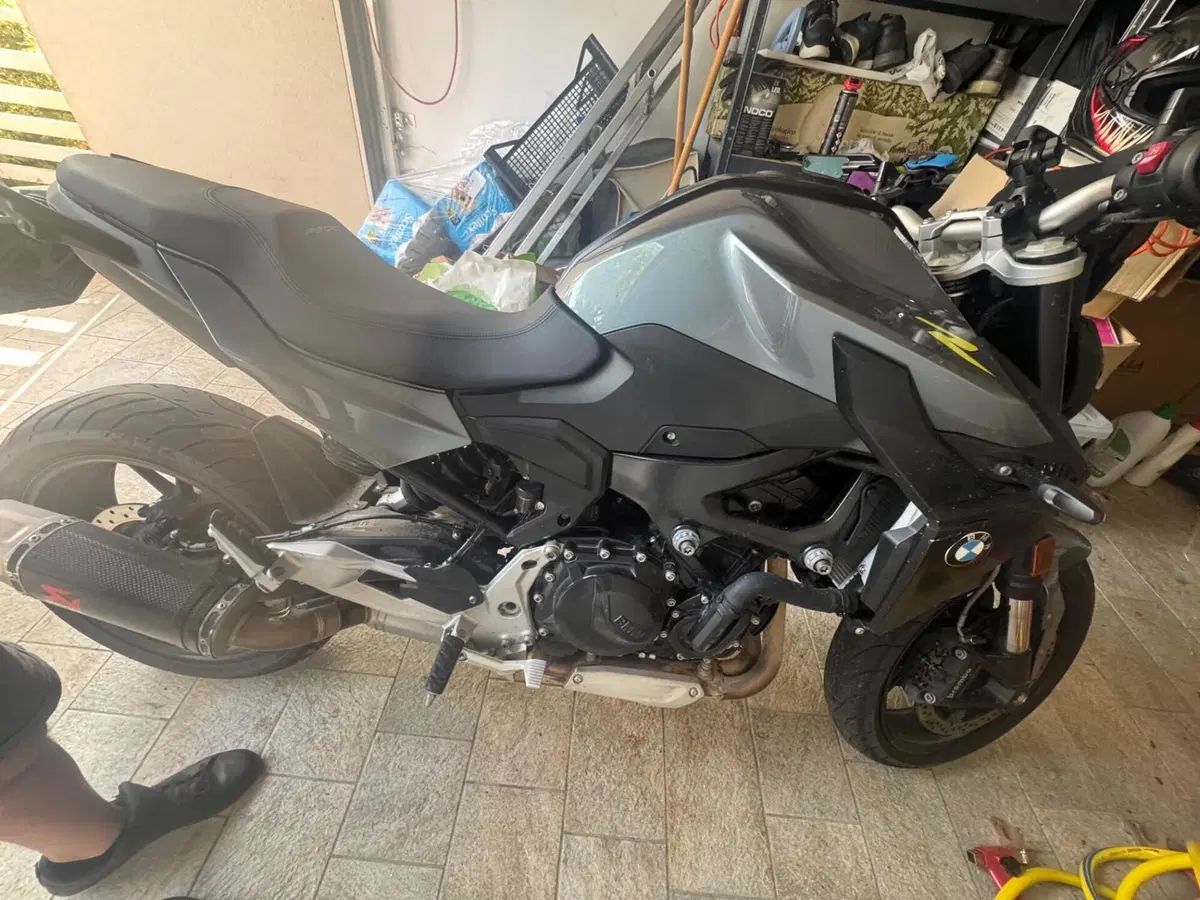 Bmw F 900 R (2021 - 24) (2)