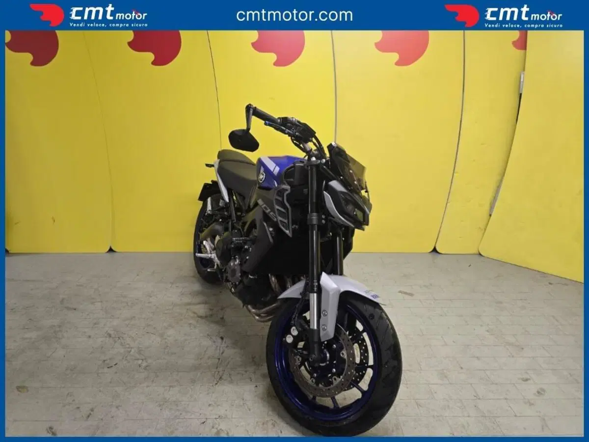 Yamaha MT-09 (2017 - 20) (2)